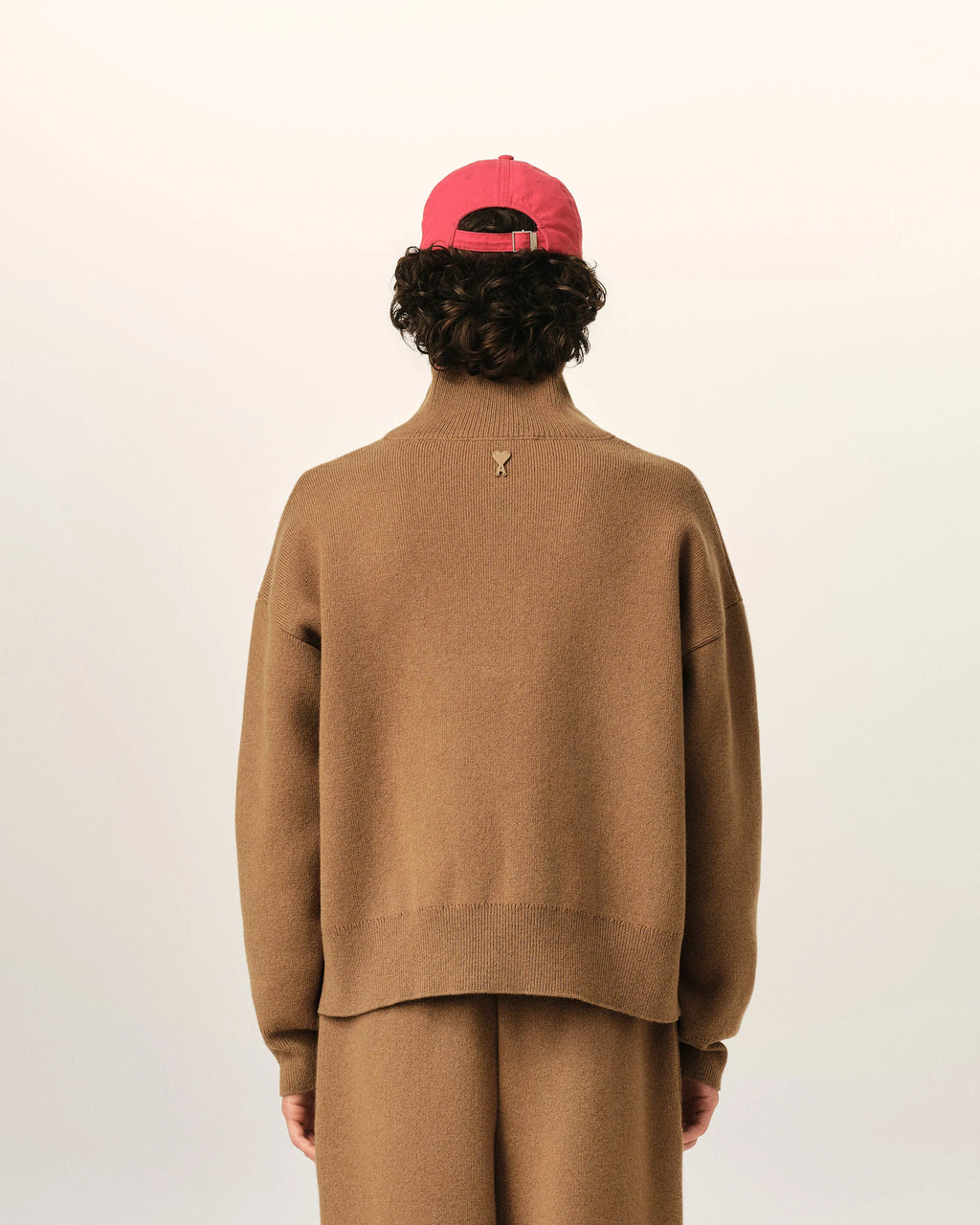 AMI - Pull col montant boutonné Camel