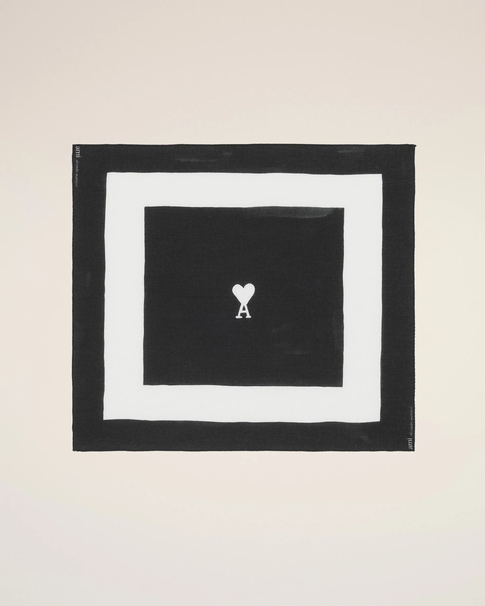 AMI - Foulard Noir Ami de Coeur