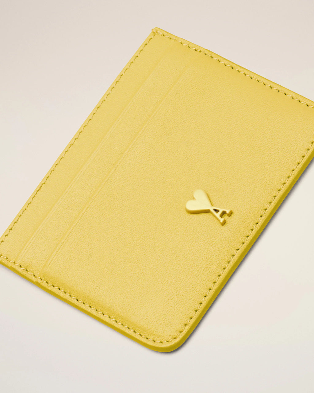 AMI - Porte-cartes Ami de coeur Jaune Pastel