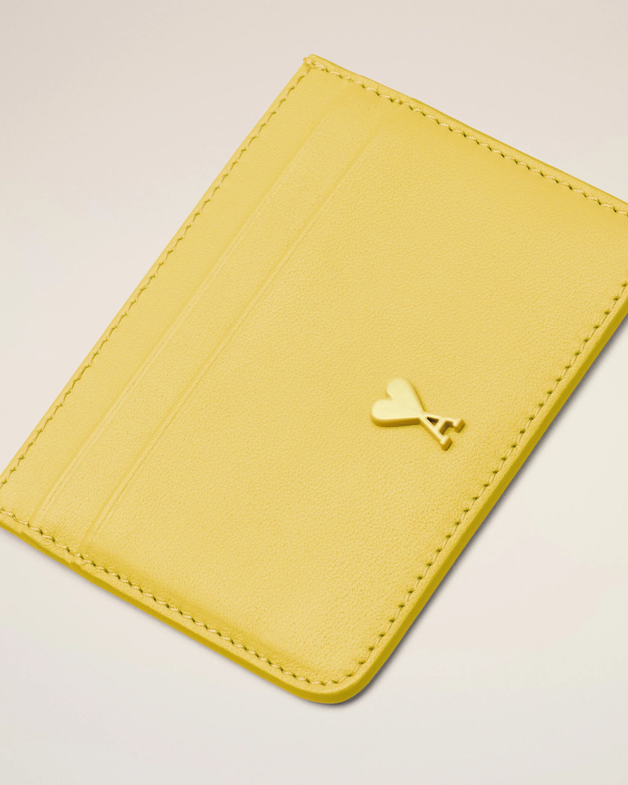 AMI - Porte-cartes Ami de coeur Jaune Pastel