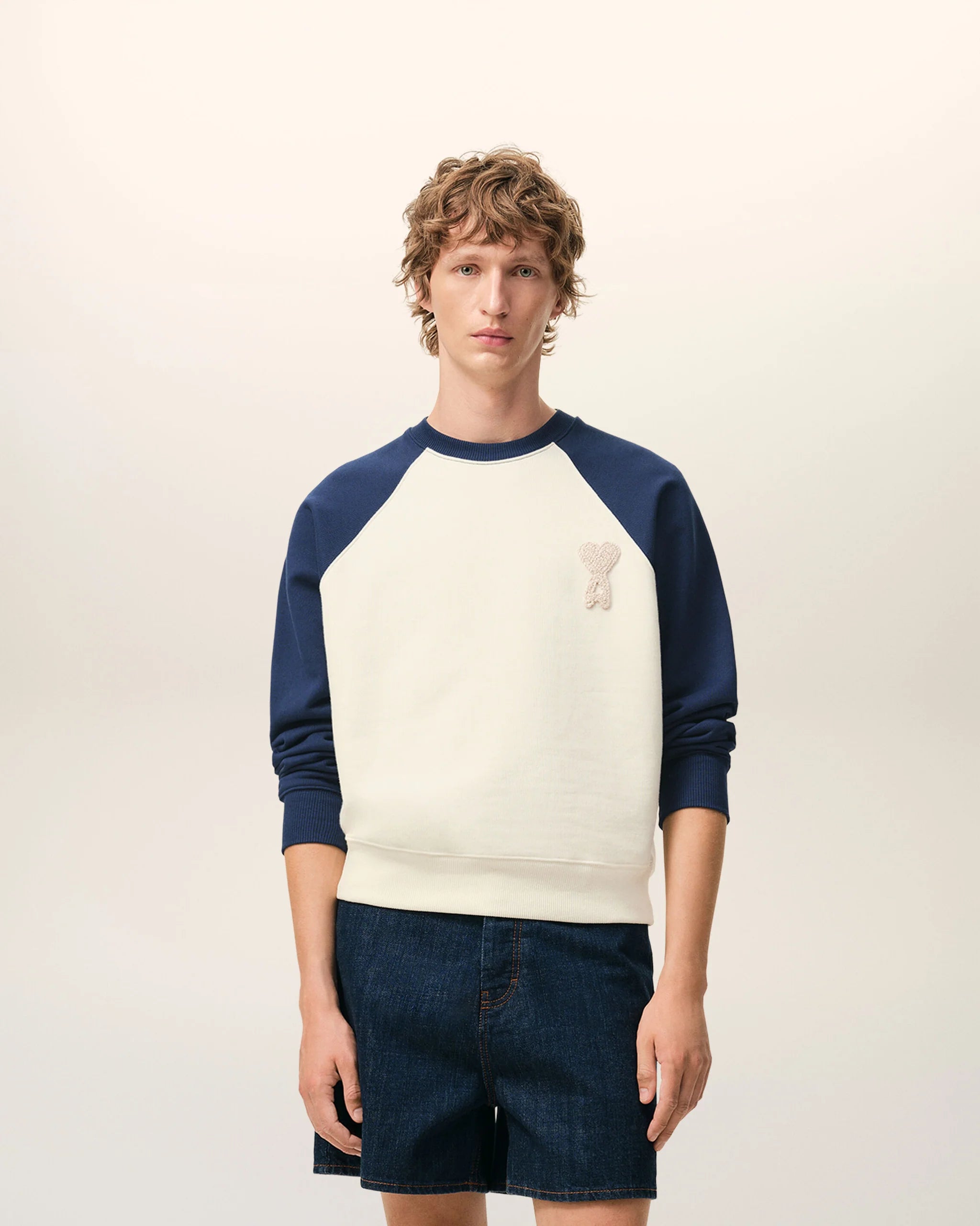 AMI - Sweatshirt Ami de coeur en crochet Blanc et Bleu