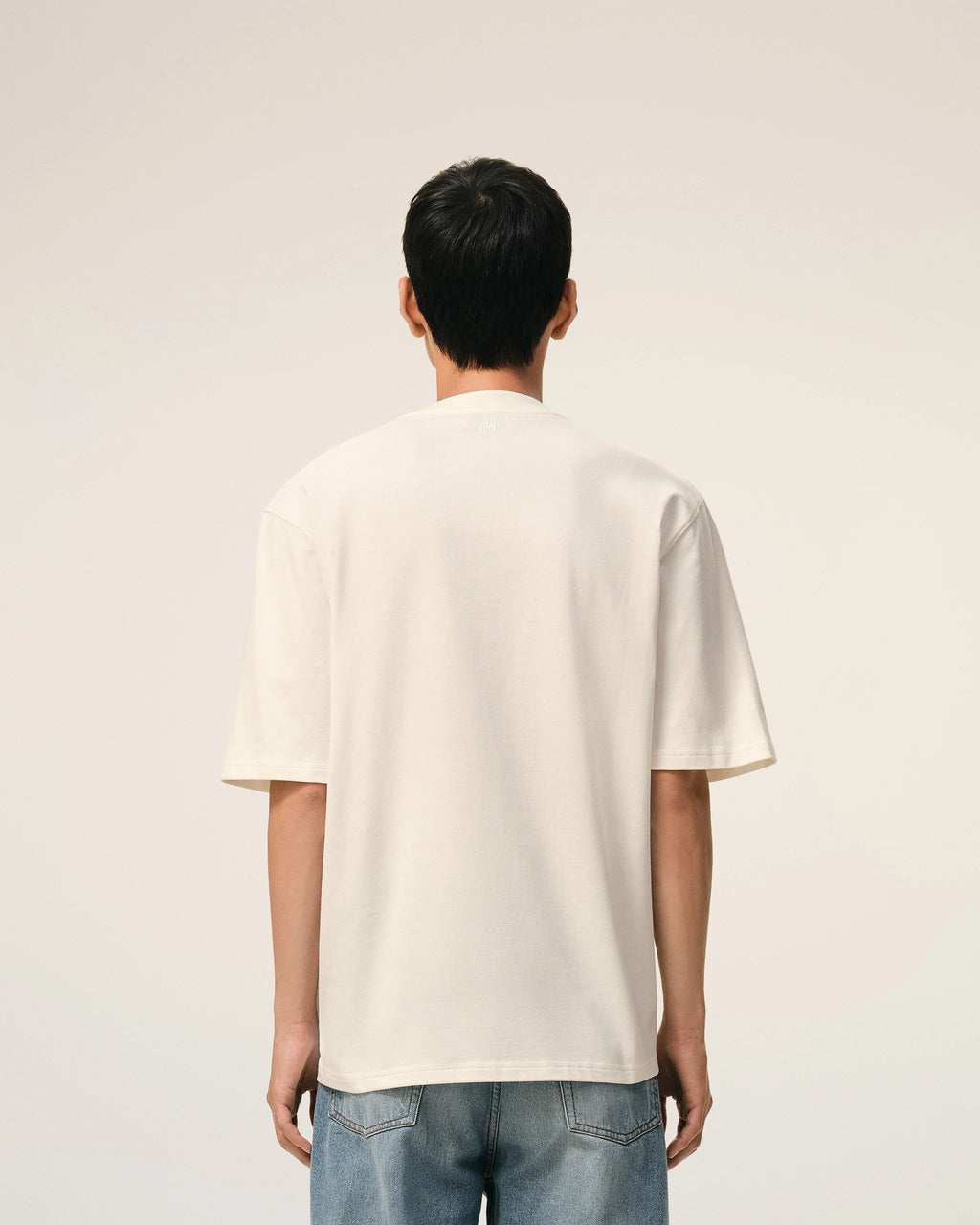AMI - T-shirt Ami de coeur embossé Blanc Crème