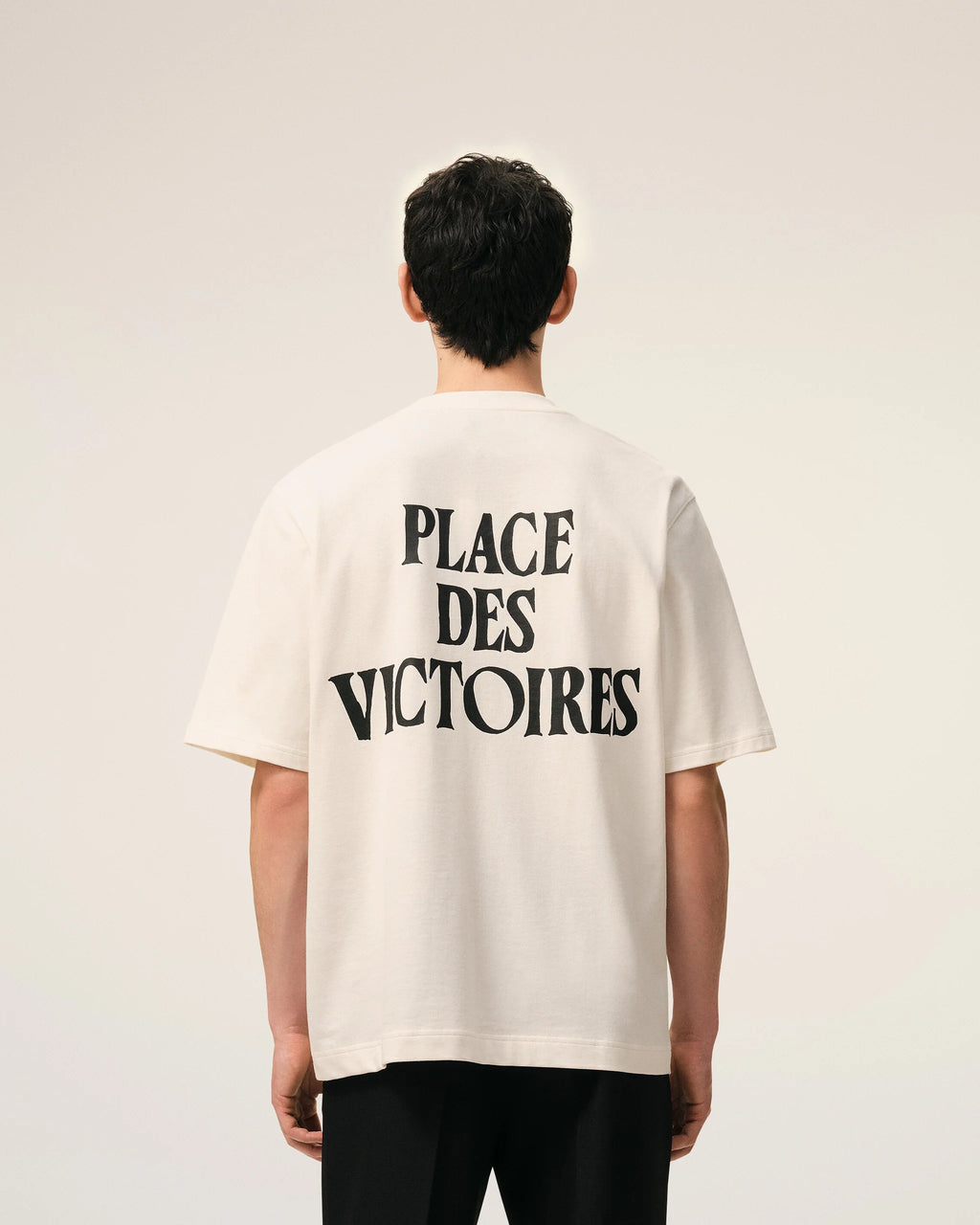 AMI - T-shirt Imprimé Place des Victoire Blanc Crème