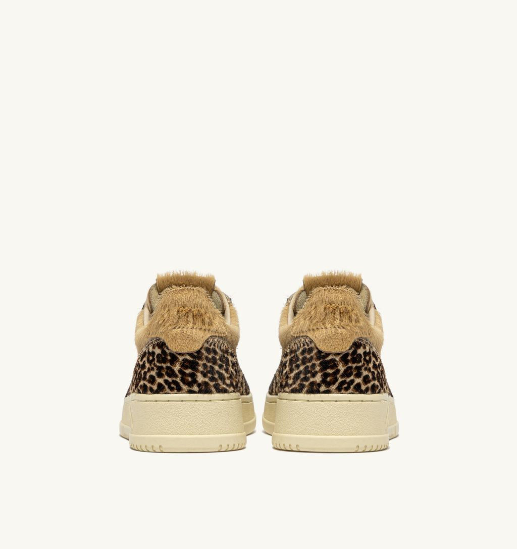 AUTRY - Basket Medalist Low Pony/Safari Leo/Zebra/Ivory