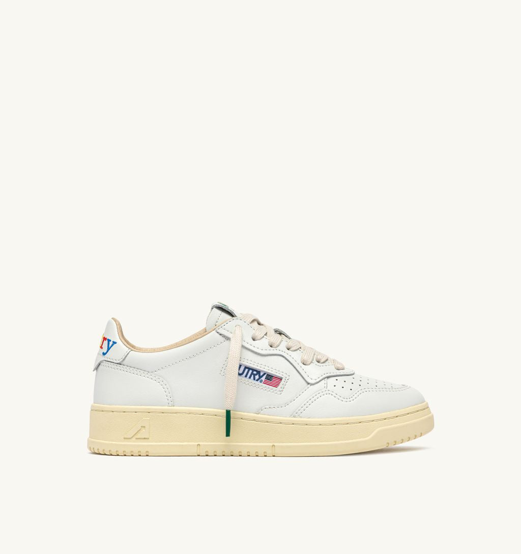 AUTRY - Basket Medalist Low Cuir/ Cuir Logo Multicolor