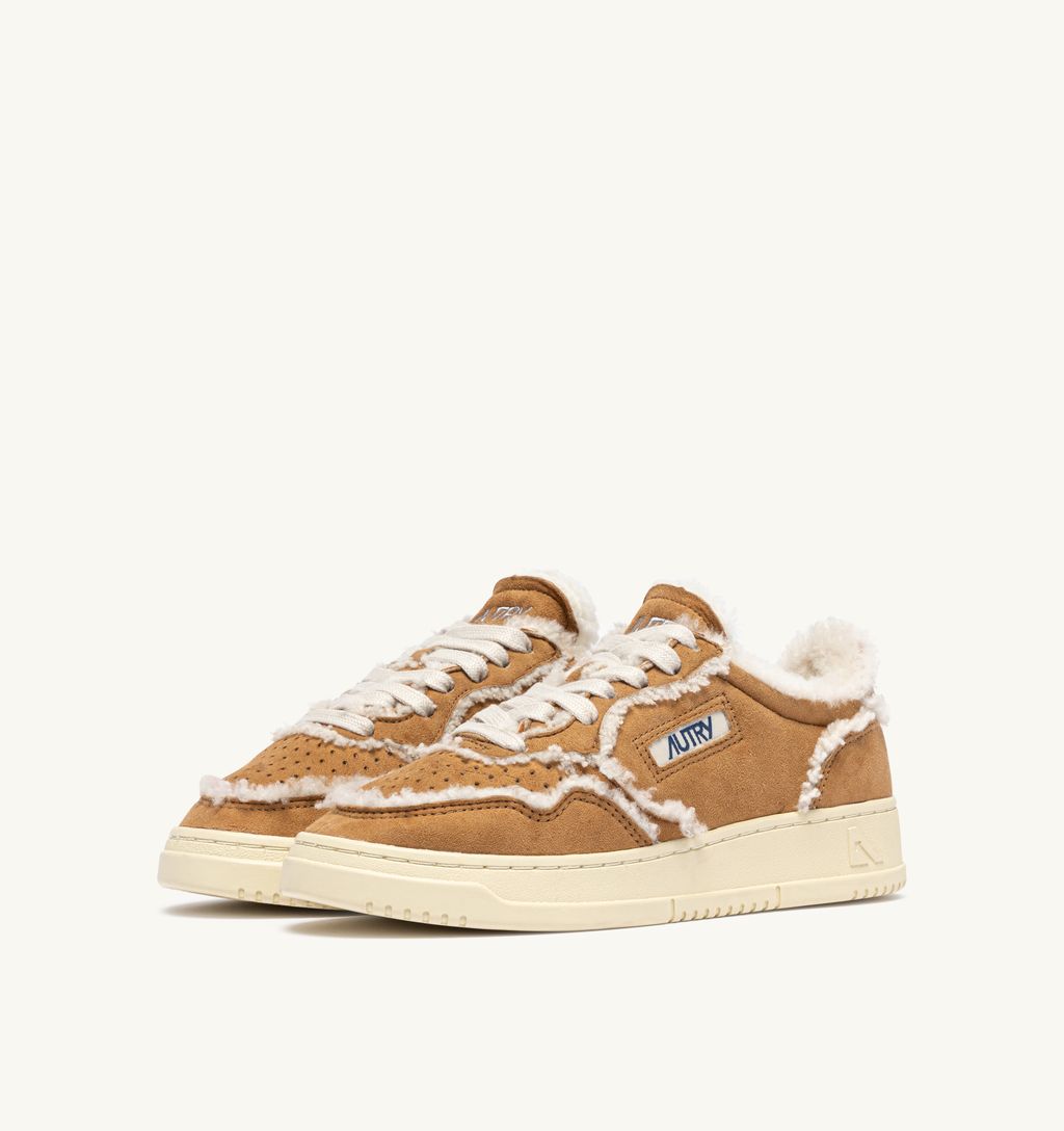 AUTRY - Basket Medalist Low Suede/Shearling Cognac