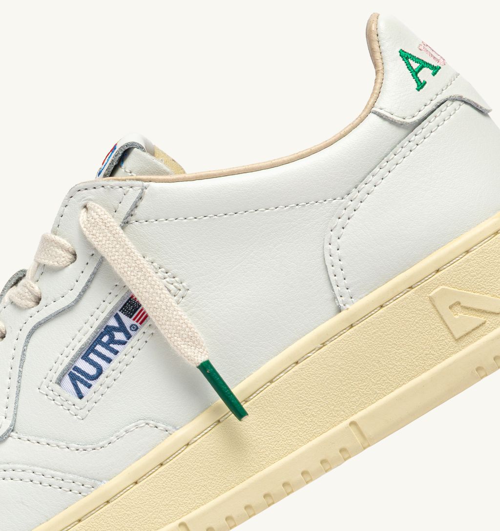 AUTRY - Basket Medalist Low Cuir/ Cuir Logo Multicolor