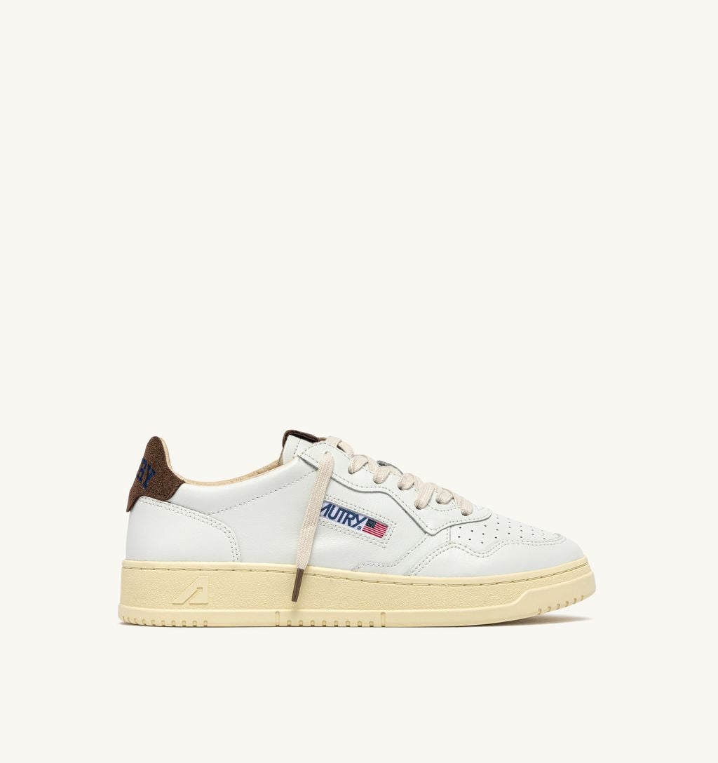 AUTRY - Basket Medalist Low cuir/College White/Chocolat