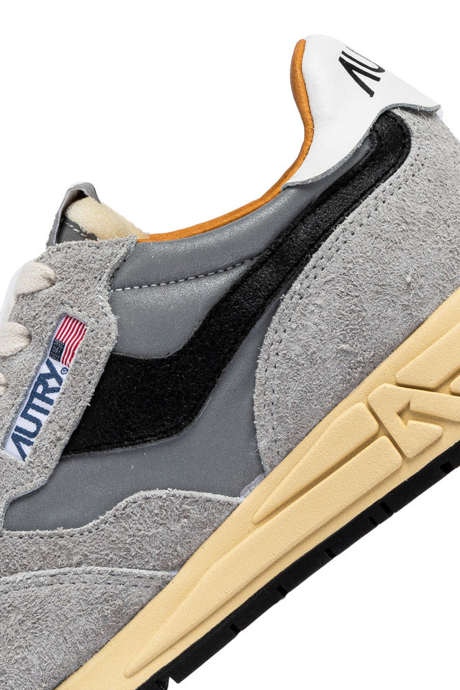 AUTRY - Basket Reelwind en suede sand et nylon reflechissant