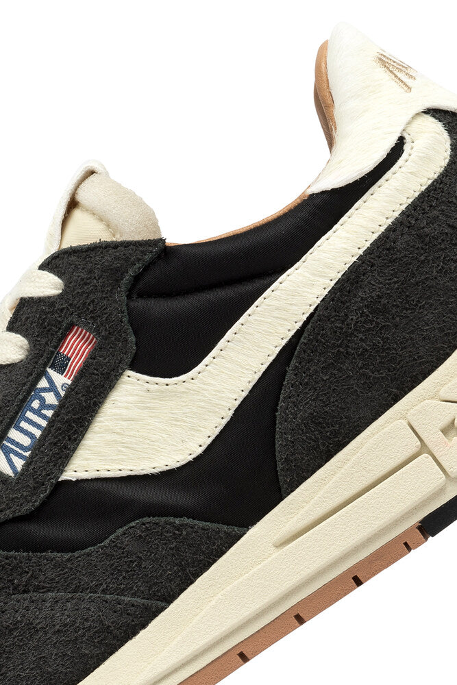 AUTRY - Basket Reelwind en daim et nylon noir et blanc