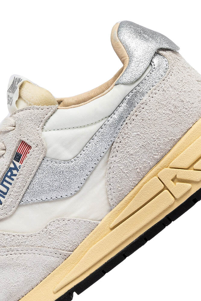 AUTRY - Basket Reelwind en daim et nylon Blanc et Sylver