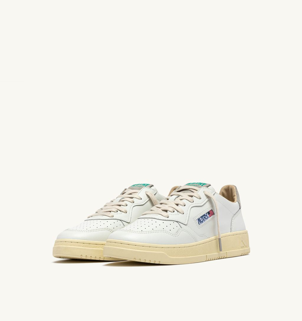 AUTRY - Basket Medalist Low cuir/College White/Nuvole