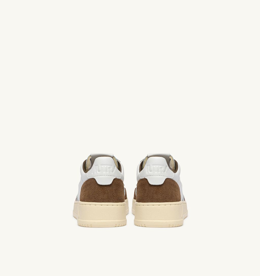 AUTRY - Basket Medalist Low Soft Leather/Suede White/Tabac