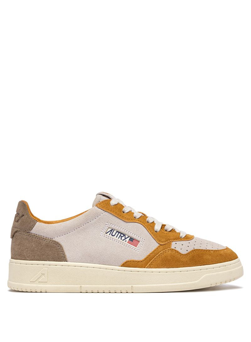 AUTRY - Basket Medalist Low Tricolor suede Brnmus/Amt