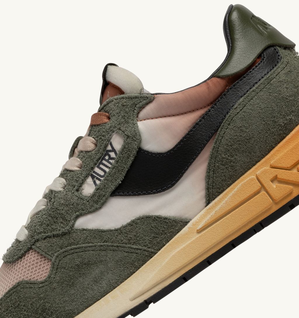 AUTRY - Basket Reelwind en daim et nylon / mesh Des/Salvia