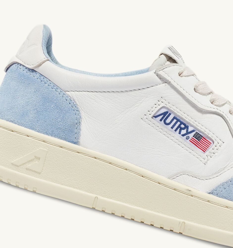 AUTRY - Basket Medalist Low cuir daim blanc / portofino
