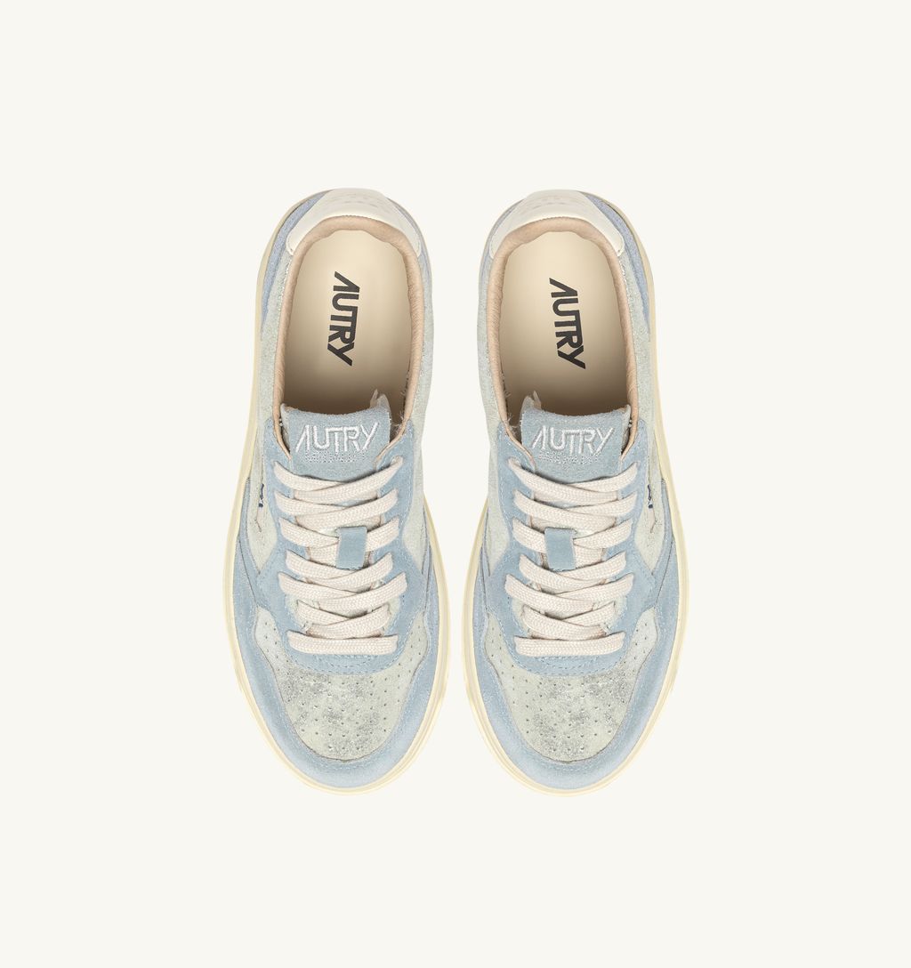 AUTRY - Basket Medalist Low Laminé Cuir / Suede Silver/Pale Blue