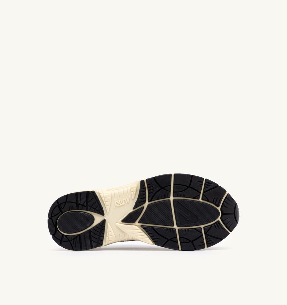 AUTRY - Basket Hyperway Suede/Mesh Cigare et Argent