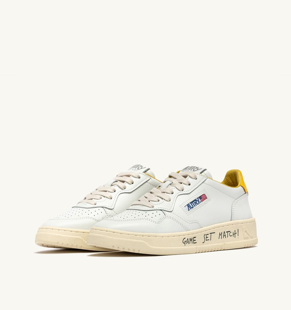 AUTRY - Basket Medalist Low Game Set Match cuir blanc / Jaune