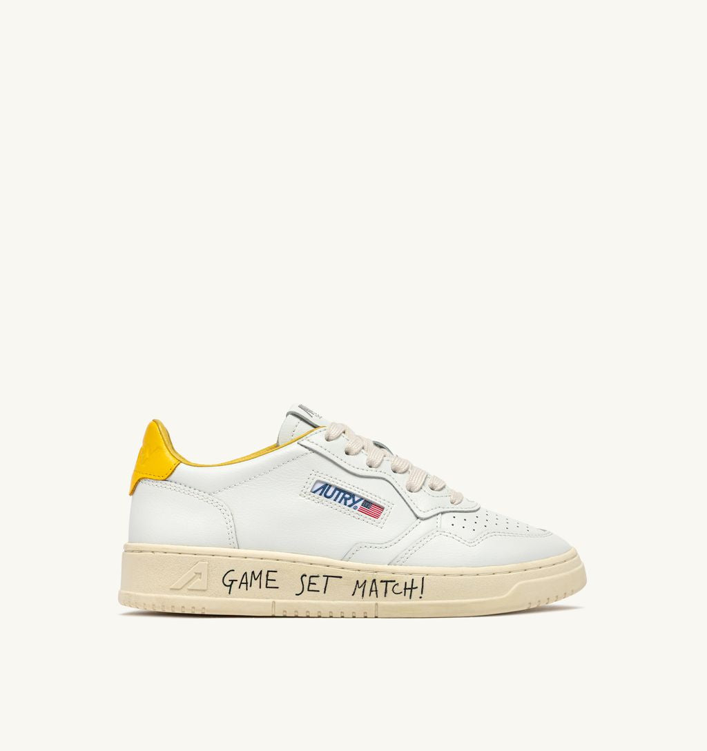 AUTRY - Basket Medalist Low Game Set Match cuir blanc / Jaune