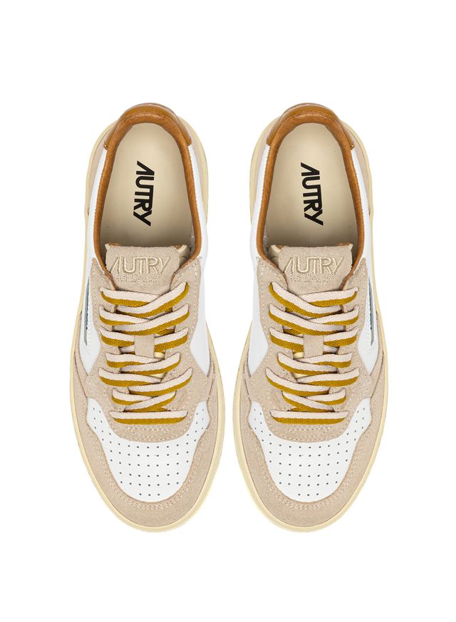 AUTRY - Basket Medalist Low cuir Suede Bicolor White/Sand