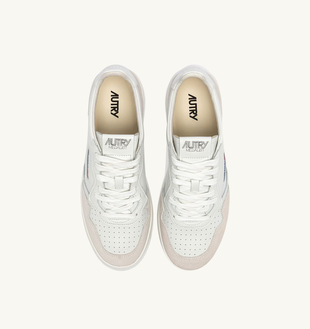 AUTRY - Basket Medalist Low cuir suede Total White