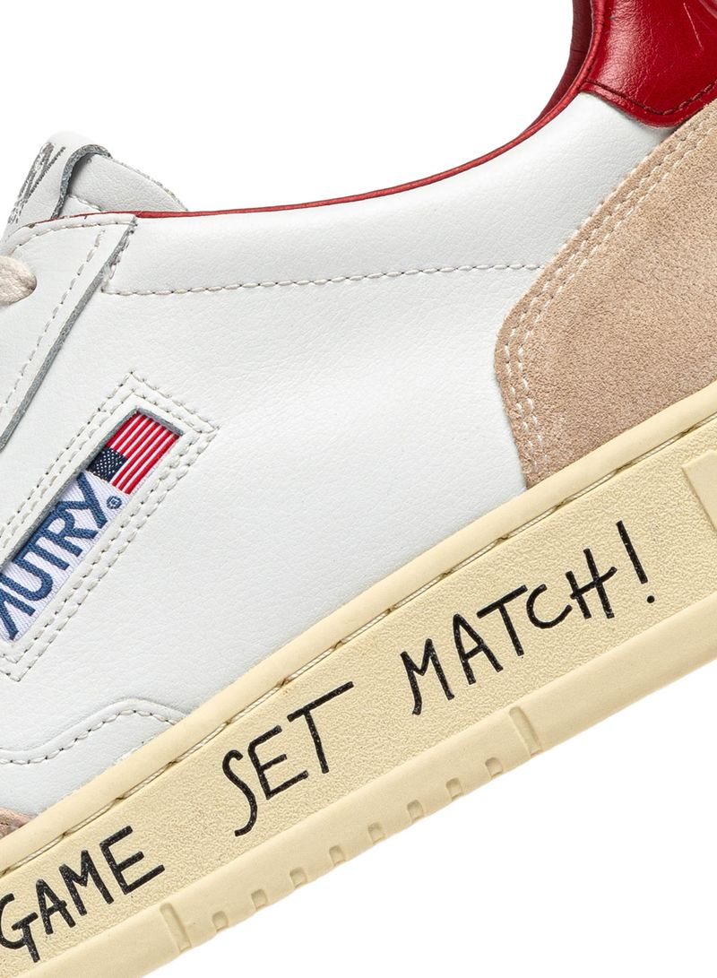 AUTRY - Basket Medalist Low Game Set Match cuir blanc / rouge / daim beige