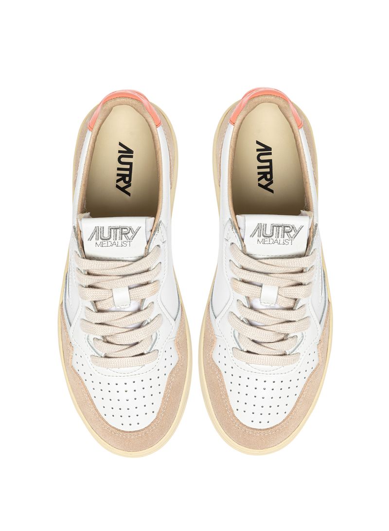 AUTRY - Basket Medalist Low cuir blanc / Peachp