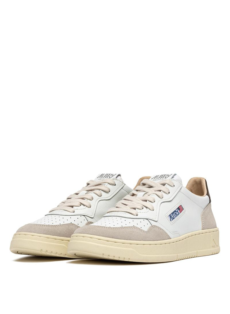 AUTRY - Basket Medalist Low cuir suede White / Teak
