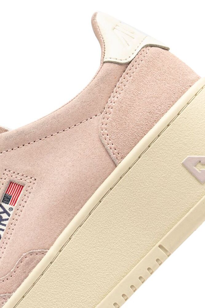 AUTRY - Basket Medalist Platform en daim Silk/white